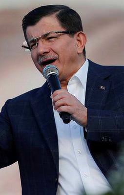 Davutoğlu'ndan önemli açıklamalar