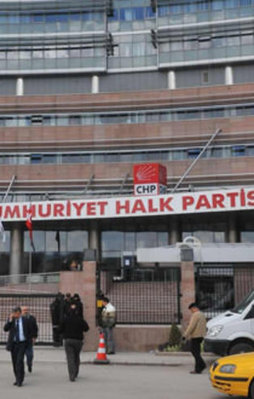 CHP Genel Merkezi önünde silah sesleri