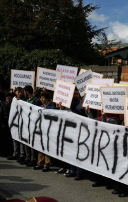 Şehir Üniversitesi öğrencilerinden protesto
