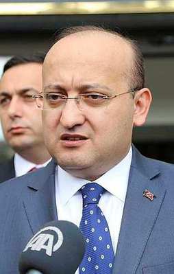 Akdoğan'dan Demirtaş'a cevap