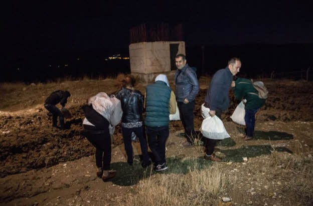 Oy pusulaları askeri helikopterle taşındı-2