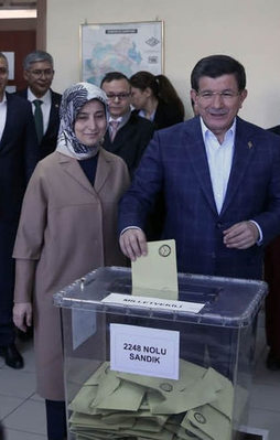 Davutoğlu oyunu kullandı