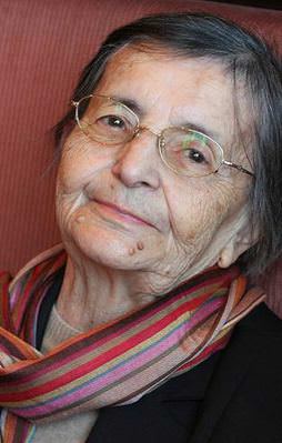 Ünlü şair hayatını kaybetti!