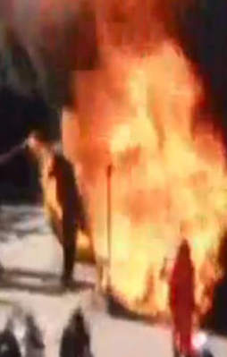 Şiilerin matem çadırı yandı