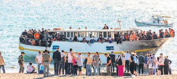 Mültecilerden Rodos’a çıkarma