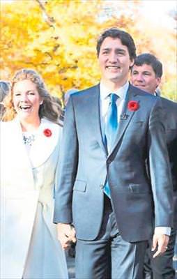 İlk ziyaret Türkiye'ye