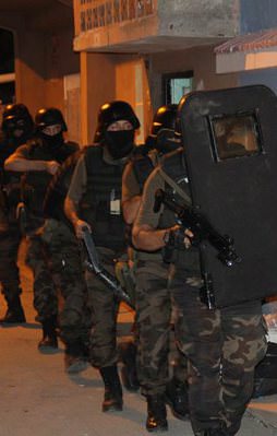 İstanbul'da asayiş operasyonu