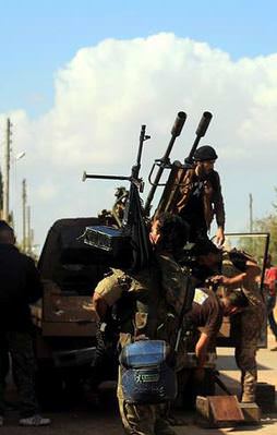 Suriye'de muhaliflerin ilerleyişi devam ediyor