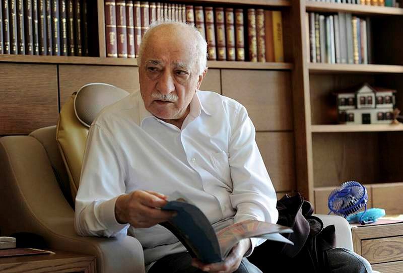 FETÖ kendi mensuplarını bile fişlemiş