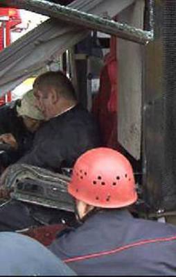 Metrobüs yolunda feci kaza