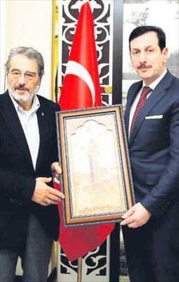 Kokuşmuş bir düzen vardı