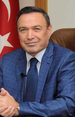 AÜ Rektörü YÖK tarafından görevden alındı!