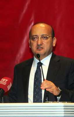 Akdoğan: "Bunun adı nefret suçudur"