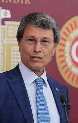 MHP'nin adayı Halaçoğlu oldu