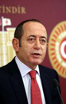 CHP'nin Meclis Başkanvekili Hamzaçebi oldu