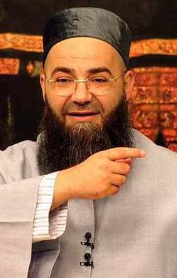 Cübbeli'den Gülen'e 'beddua' göndermesi