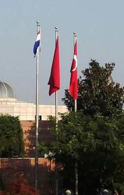 Erdoğan'dan bayrak jesti! İlk defa yapıldı