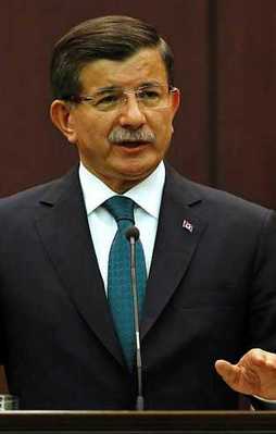 Davutoğlu'ndan Türkmenler için talimat