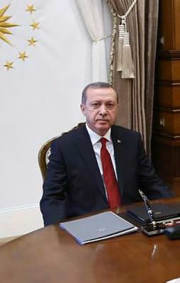 Erdoğan Davutoğlu'nu kabul etti