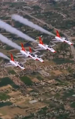 Ukrayna'dan Rusları çıldırtacak Türk ordusu klibi