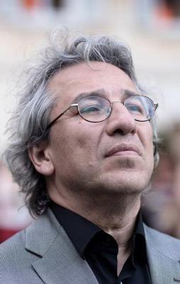 Can Dündar hakkında tutuklama talebi
