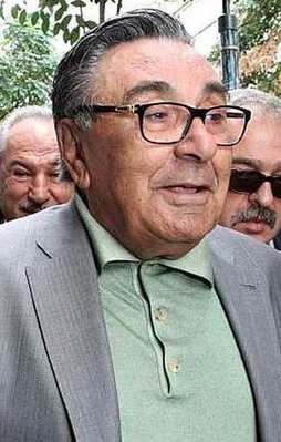 Aydın Doğan vatan hainlerine siper oldu!