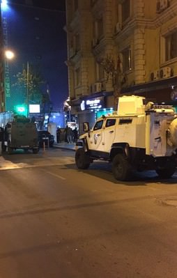 Diyarbakır'da polise hain saldırı