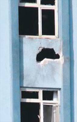 Öğretmenevine roket