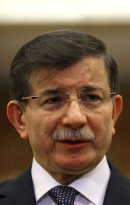 Davutoğlu'ndan önemli açıklamalar