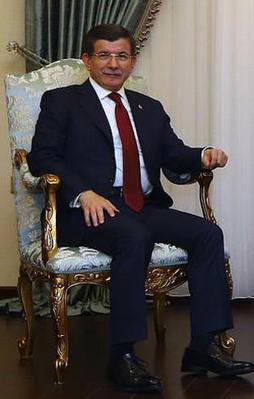 Başbakan Davutoğlu'ndan önemli açıklamalar