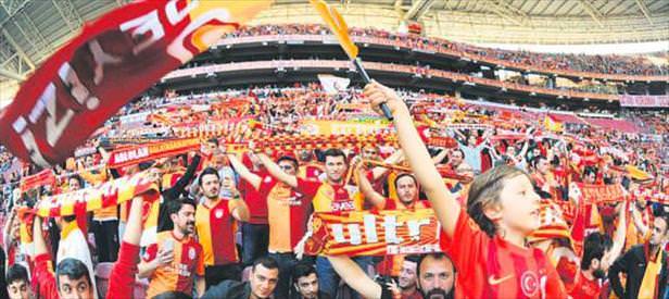 Galatasaray taraftarından lise ayaklanması!