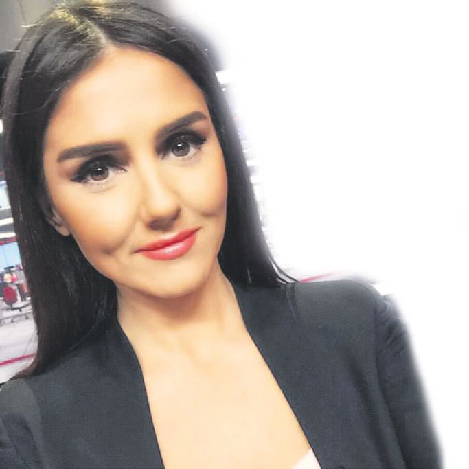 Güzel spikere sapık kabusu