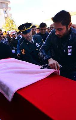 Osmaniyeli şehit astsubay toprağa verildi