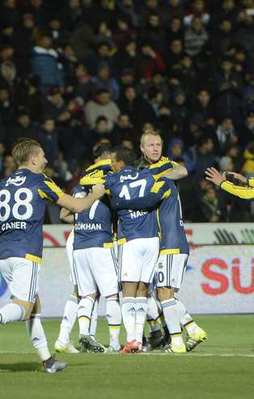 Fenerbahçe zirveyi kaptırdı