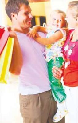 AVM'de en çok erkekler geziyor