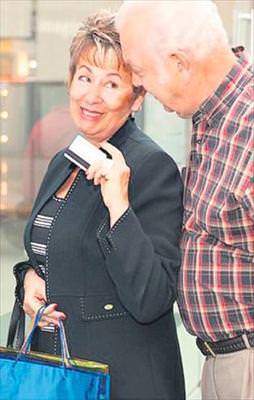 Öncelik emekliler ve öğrenciler