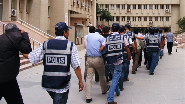 Paralel Yapı'ya eş zamanlı operasyon