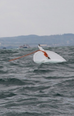 Didim'de sığınmacıları taşıyan tekne battı