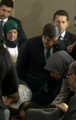 Başbakan Davutoğlu'nun koruması baygınlık geçirdi