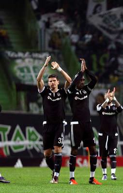 Beşiktaş havlu attı