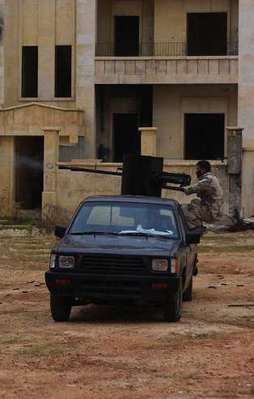 Bir İranlı komutan daha Suriye'de öldürüldü