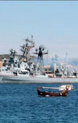 Rus savaş gemisinden ateş açıldı