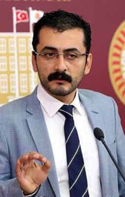 Tescilli vatan haini!