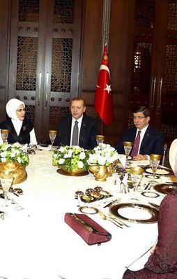 Külliye'de özel davet