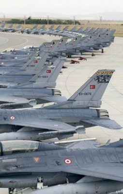 Türkiye Katar'da askeri üs kuracak