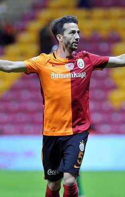 Aslan rahat bir nefes aldı!