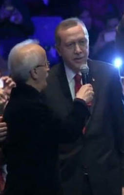 Cumhurbaşkanı Erdoğan, salavatı şerif okudu