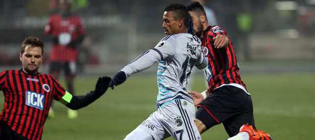 Nani hakemlere isyan etti