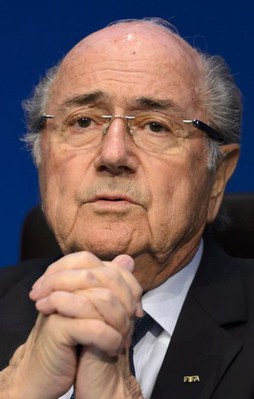Platini ve Blatter’e büyük şok!