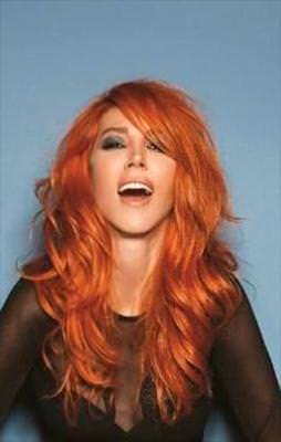 Hande'ye soğuk duş